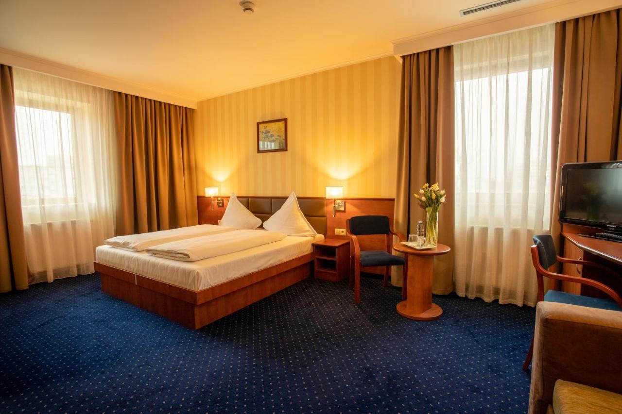 Business Hotel Vega Breslavia Exterior foto
