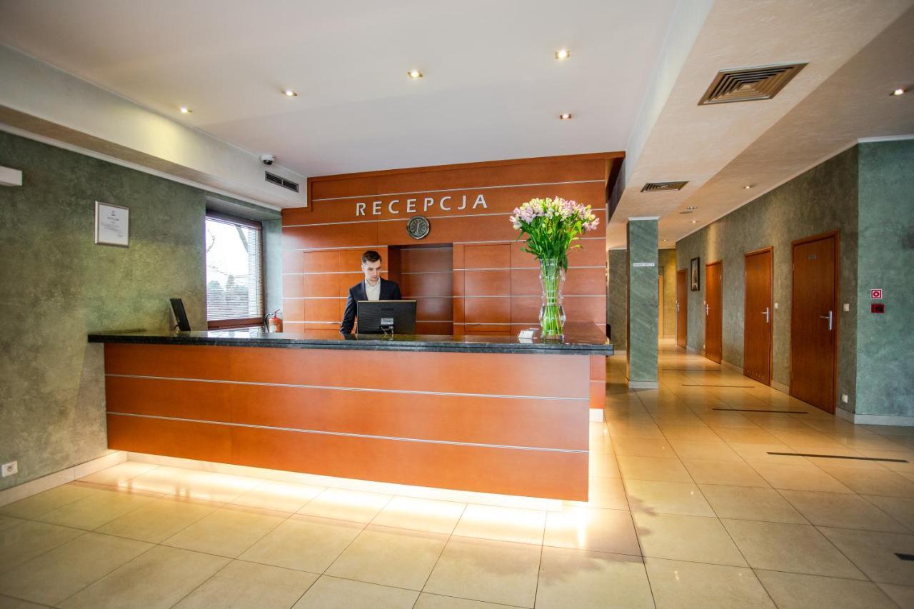 Business Hotel Vega Breslavia Exterior foto