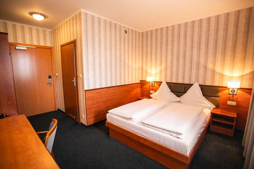 Business Hotel Vega Breslavia Exterior foto