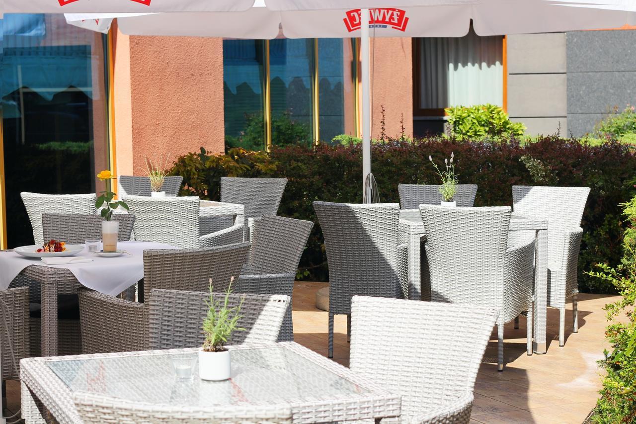 Business Hotel Vega Breslavia Exterior foto